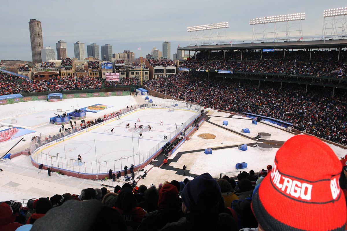 2009-0101-Winter-Classic-Wrigley-Field-ophi-30905.jpg